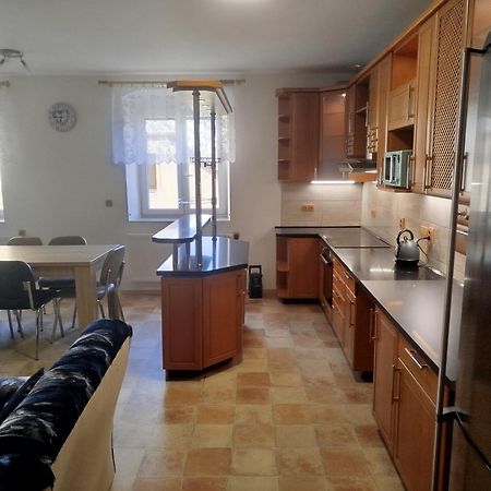 Apartmany Pod Baruncinou Skolou Ceska Skalice Exterior photo