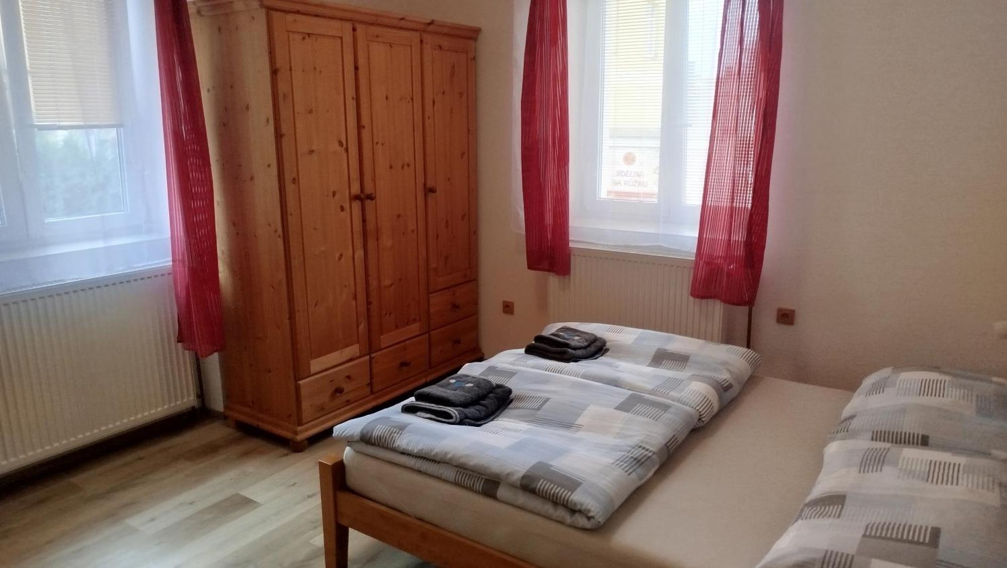 Apartmany Pod Baruncinou Skolou Ceska Skalice Exterior photo